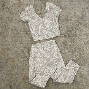 Lululemon cheetah set